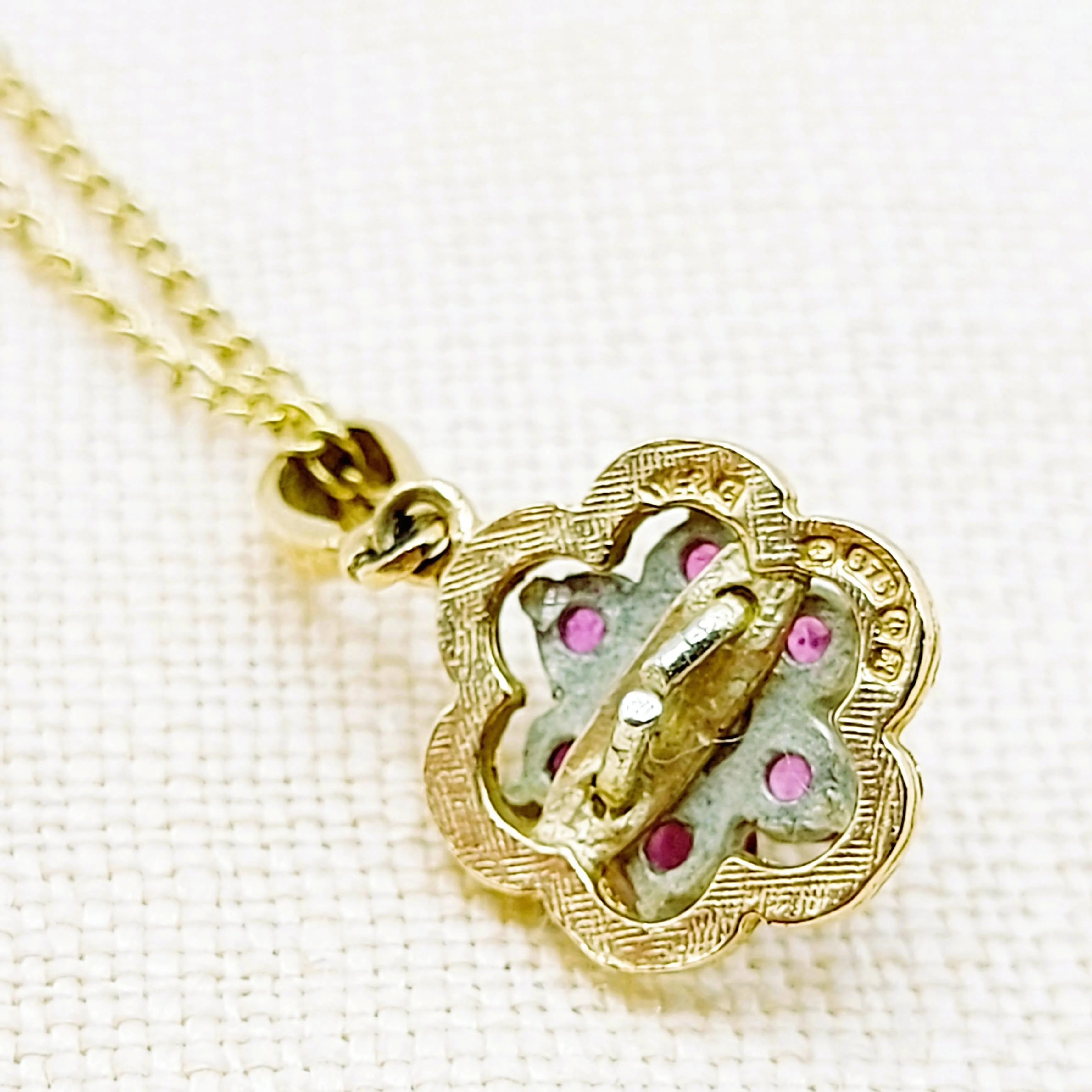 9ct Gold, Diamond & Ruby Pendant & Chain