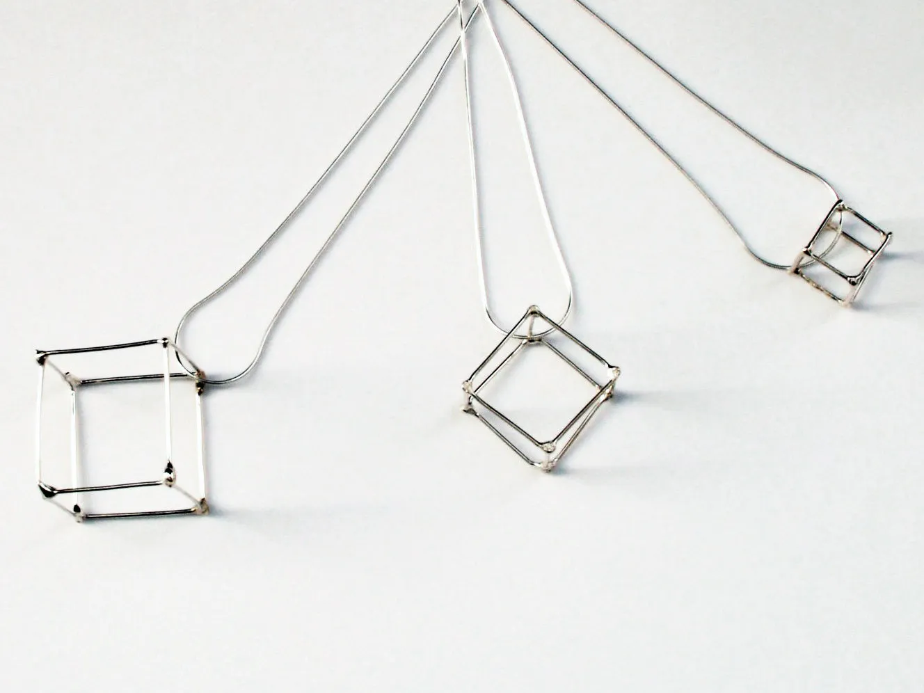 CUBE - SILVER - CU015 1 Cube Pendants