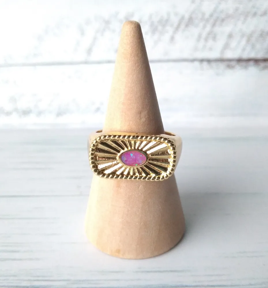 Deco Sunrays Opal Pink Ring