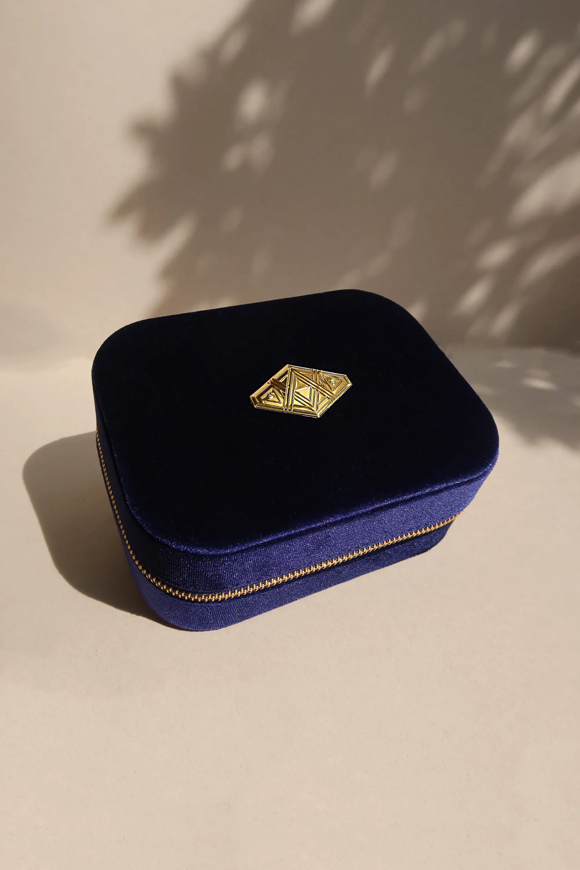 LUXE VELVET JEWELLERY TRAVEL CASE