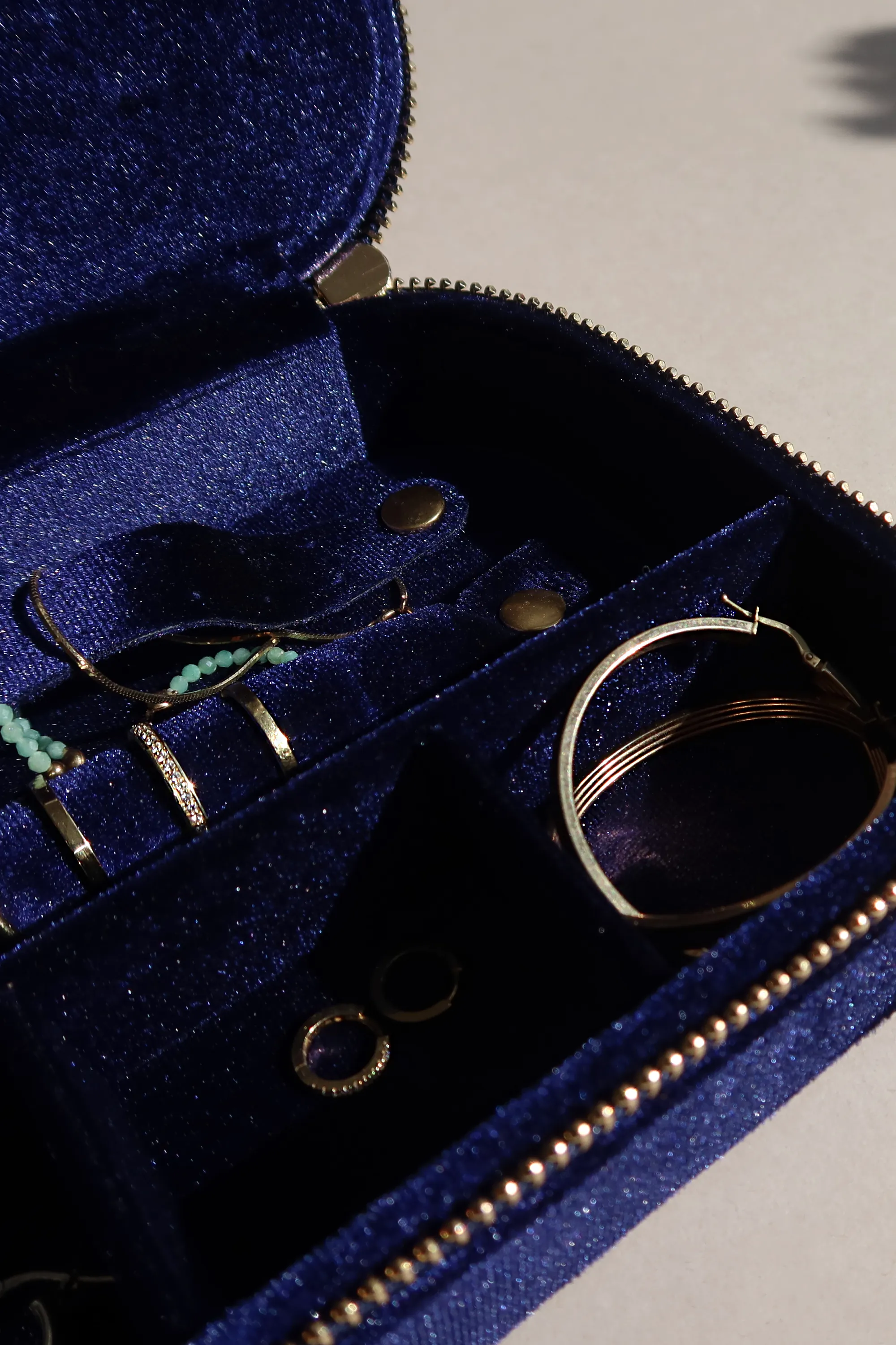 LUXE VELVET JEWELLERY TRAVEL CASE