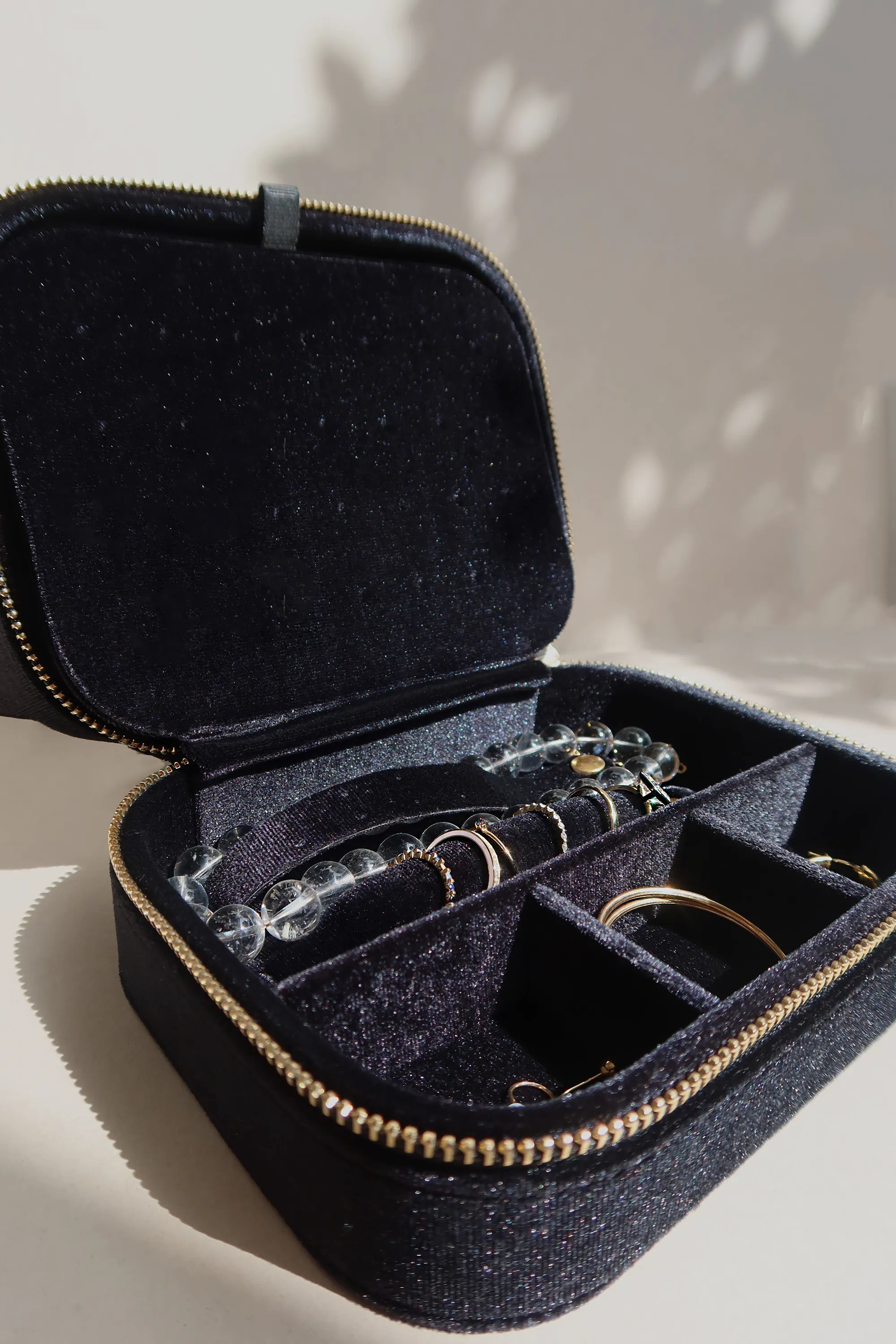 LUXE VELVET JEWELLERY TRAVEL CASE