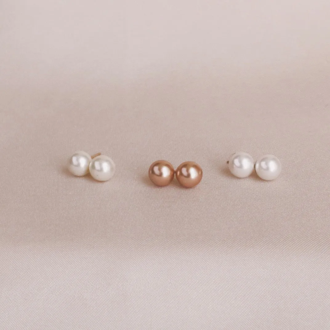 Pearl Gold Stud Post Earrings