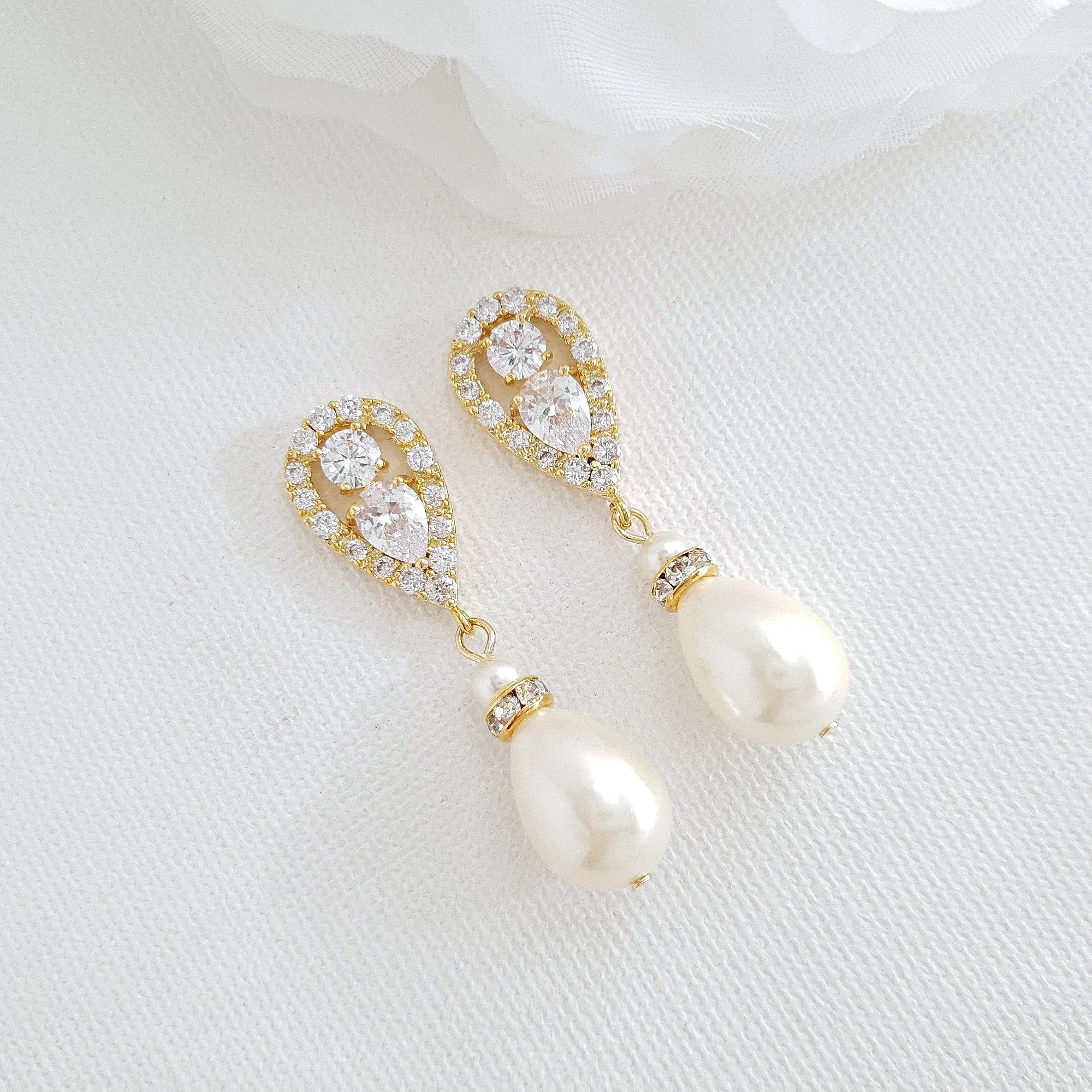 Silver Pearl Drop Earrings-Cera