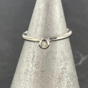 White Gold & Diamond Ring