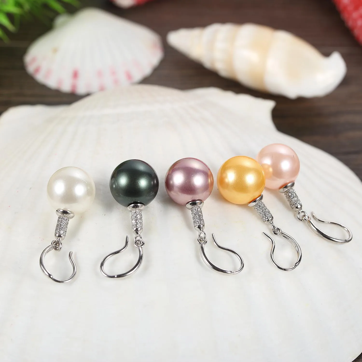 White/Silver Pearl Earrings PEA102